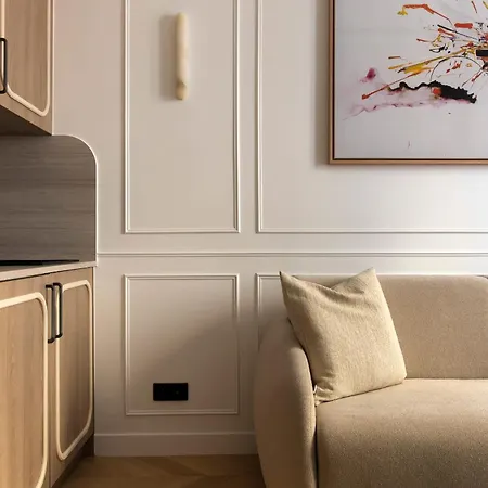 Stunning With Ac - Center Of شقة