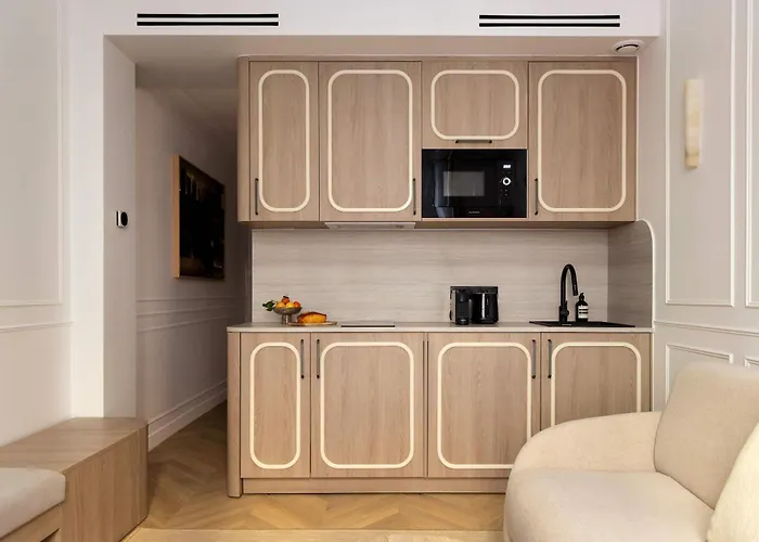 Stunning With Ac - Center Of Paris